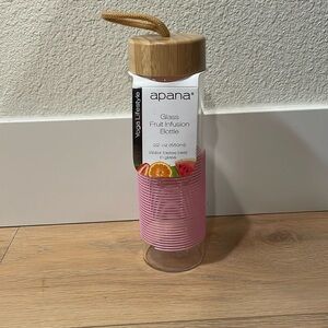 Apana glass fruit infusion bottle